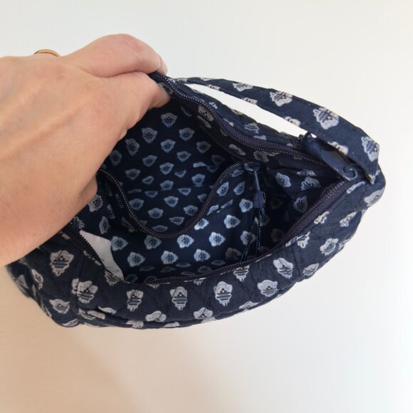 Vera Bradley Shoulder Bag 9x7in Retired Spring 2005 Nantucket Navy Pattern Blue - Picture 4 of 15